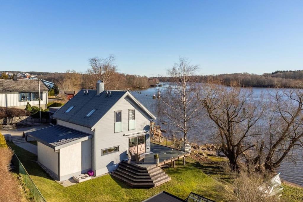 Flott Moderne Hus Langs Elven! Villa Fredrikstad Eksteriør bilde